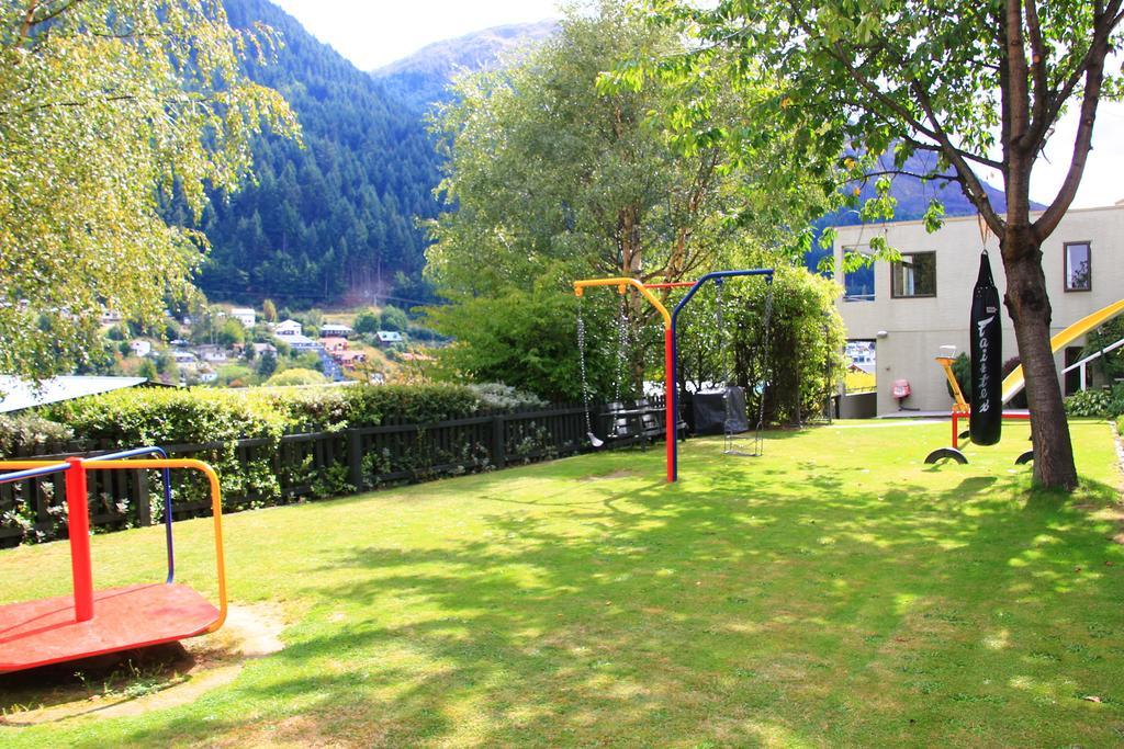 Abba Court Motel Κουίνσταουν Εξωτερικό φωτογραφία