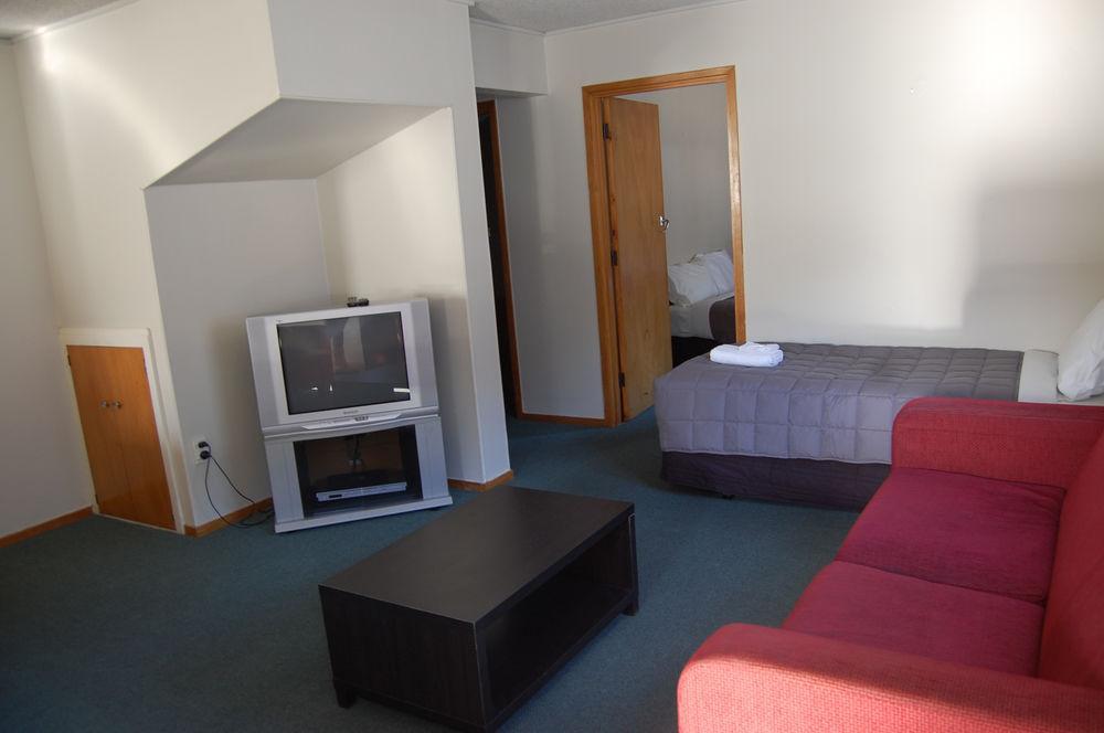 Abba Court Motel Κουίνσταουν Εξωτερικό φωτογραφία