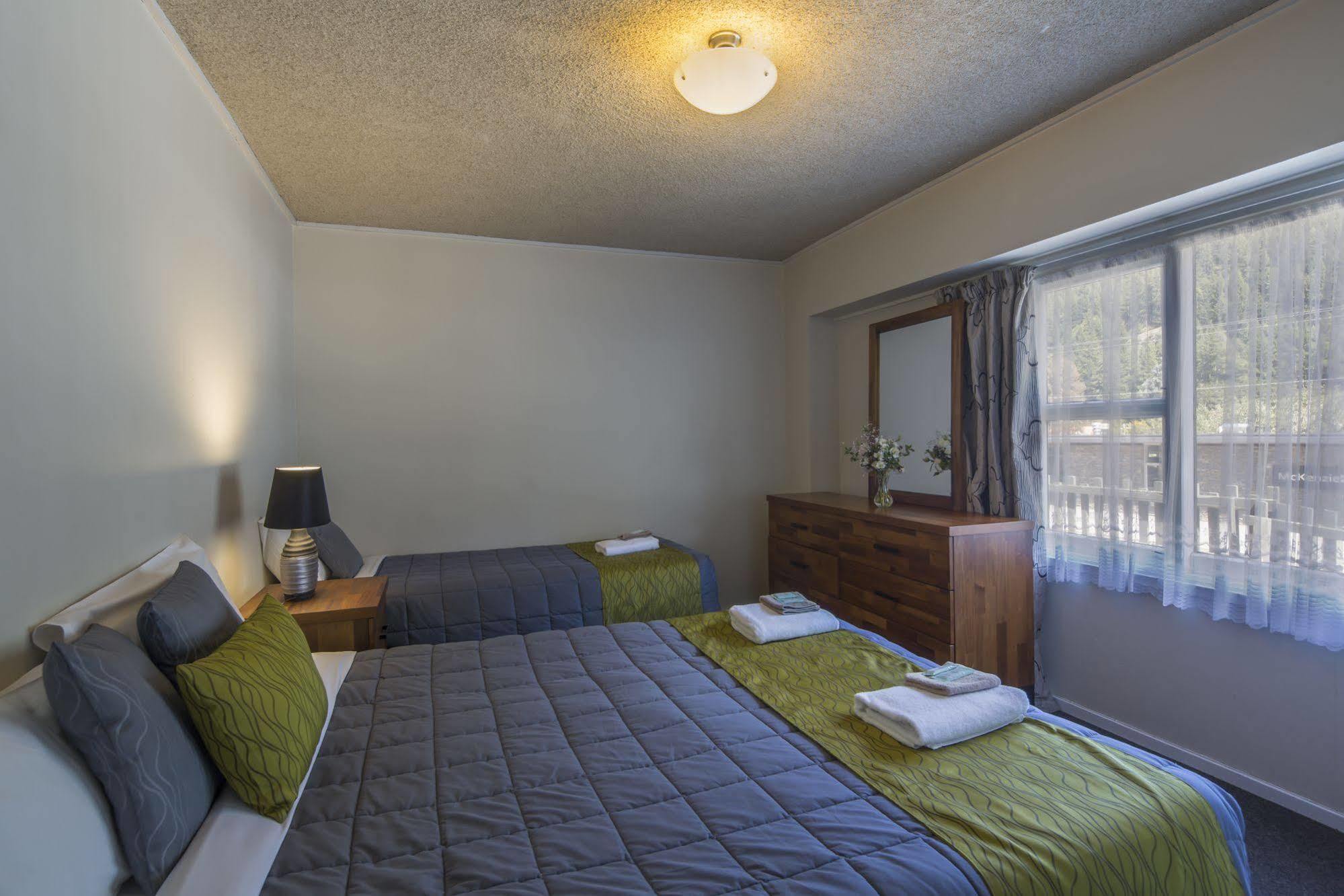Abba Court Motel Κουίνσταουν Εξωτερικό φωτογραφία